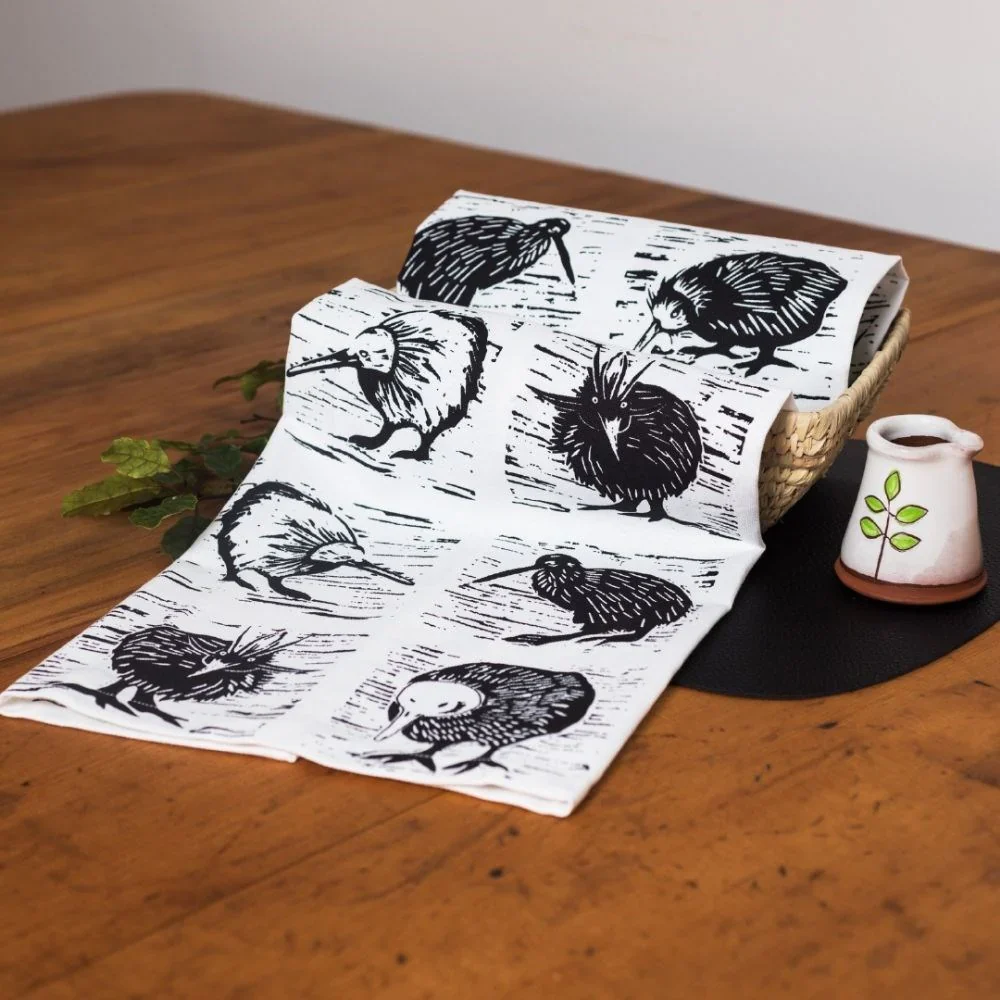 Ali Davies Tea Towel The Kiwi - Image 2