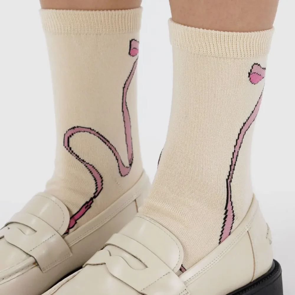 Baggu Crew Socks Pink Bow - Image 2