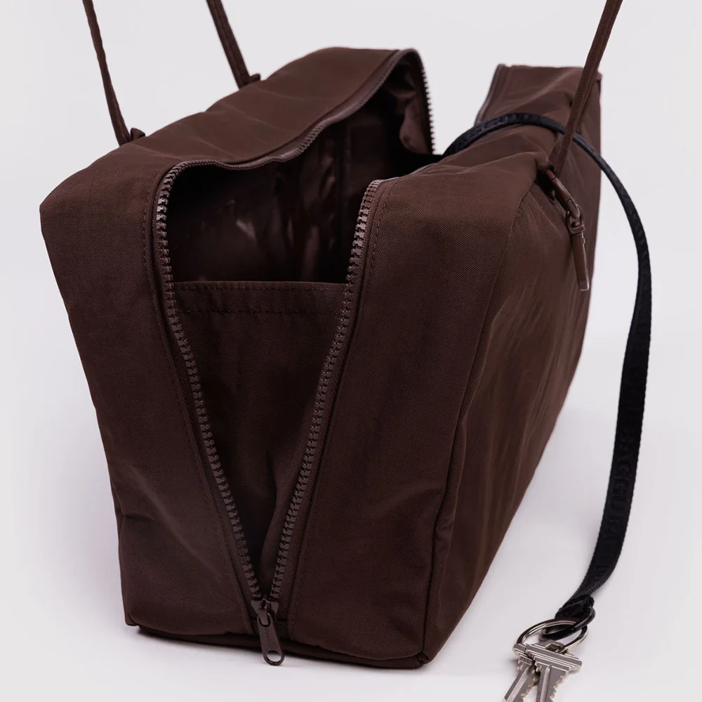 Baggu Nylon Bowler Bag Coffee - Image 4