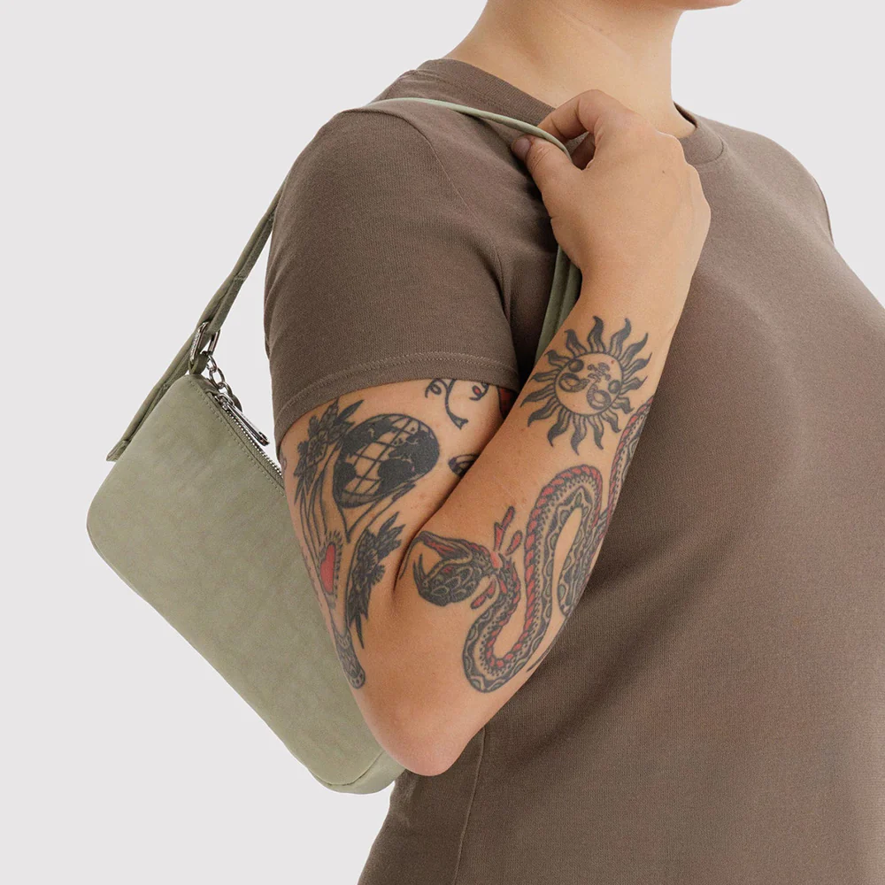 Baggu Nylon Pochette Bag Celadon - Image 2
