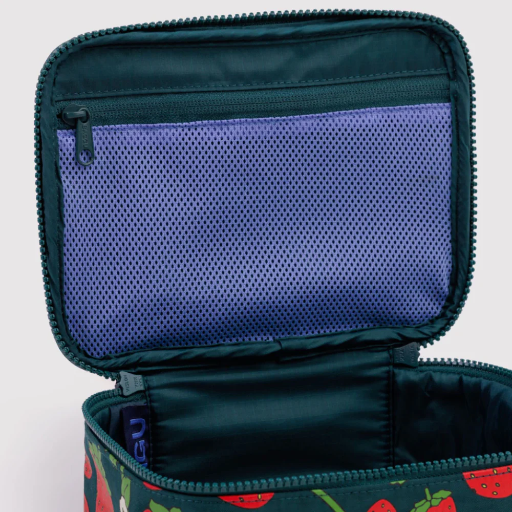 Baggu Small Cosmetic Case Strawberry Blossom - Image 3