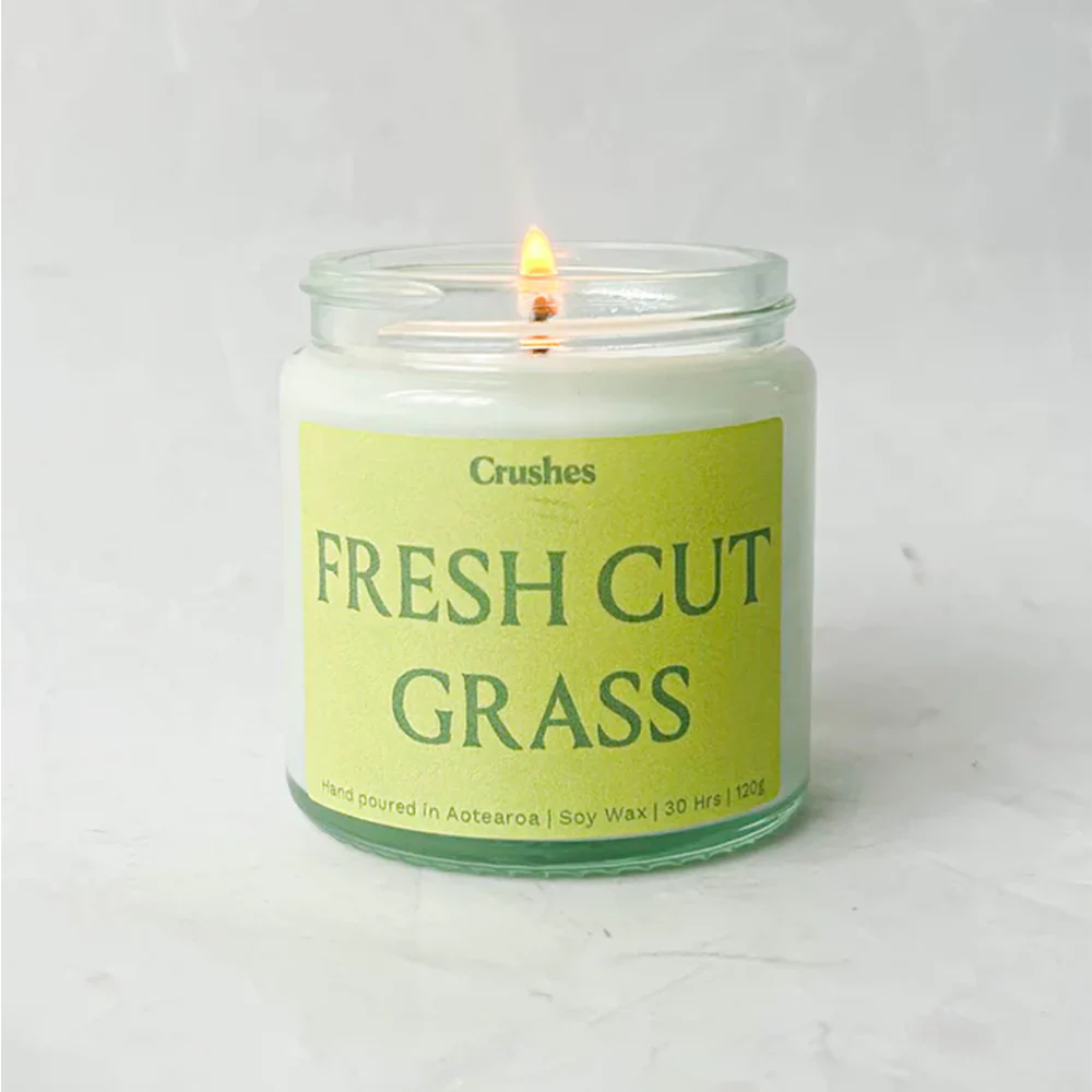 Crushes Scented Soy Candle Fresh Cut Grass 120g - Image 2