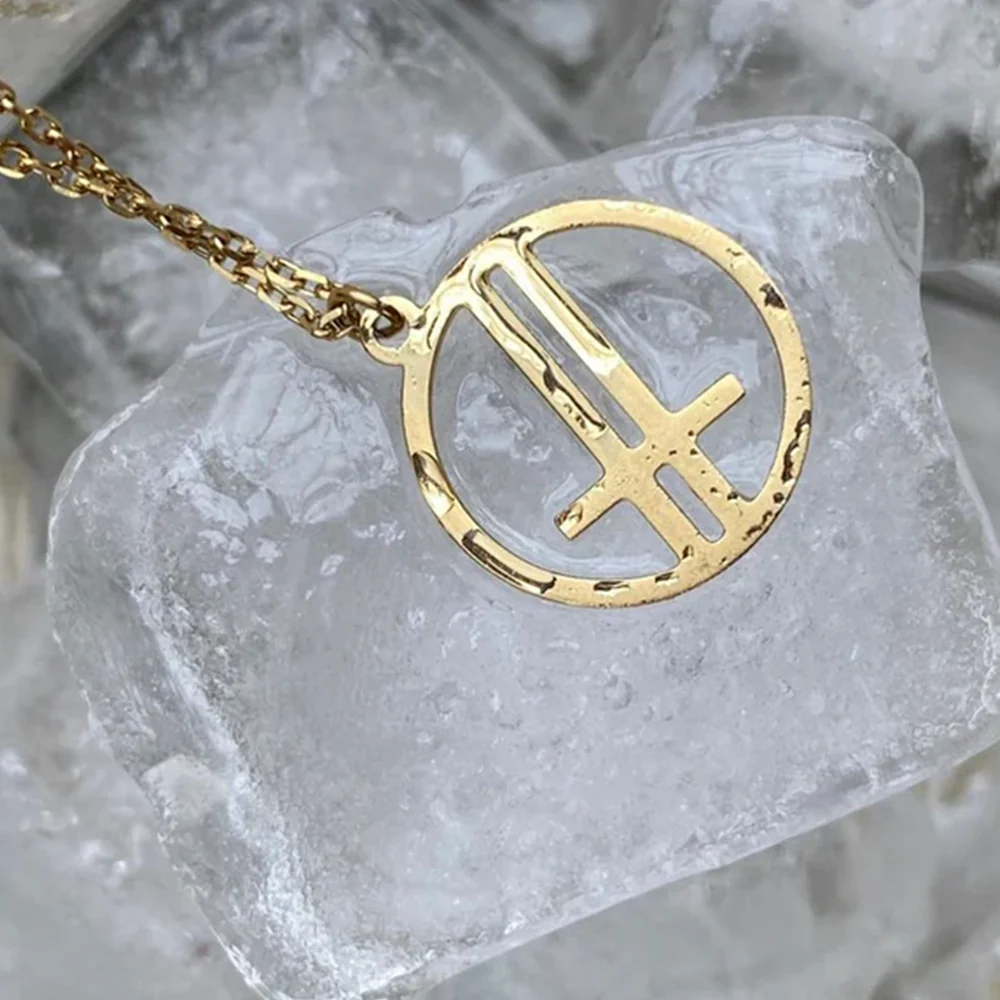 Ever Overtime Pendant Necklace Gold - Image 3