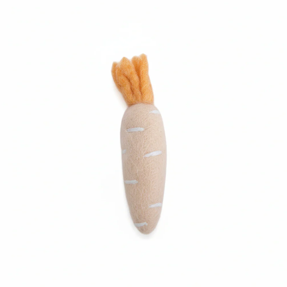 Fairtraid Felt Mini Coloured Carrot - Image 4
