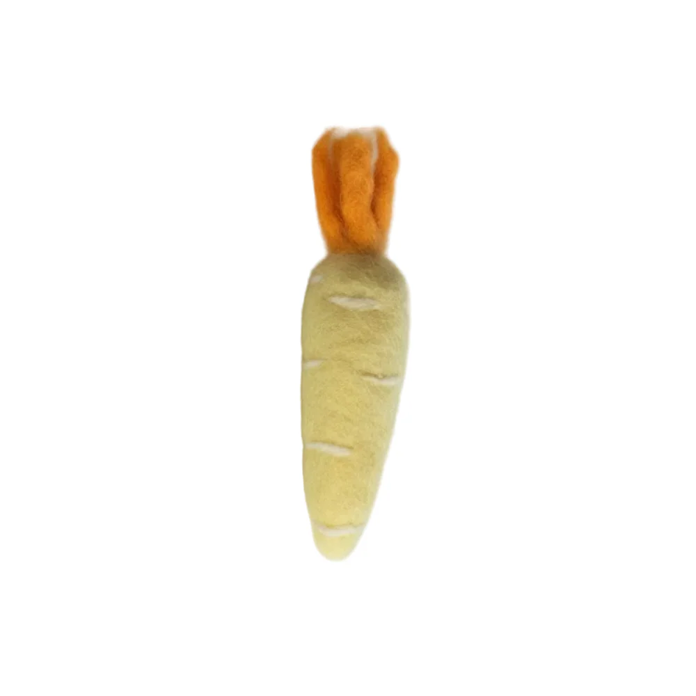 Fairtraid Felt Mini Coloured Carrot - Image 6