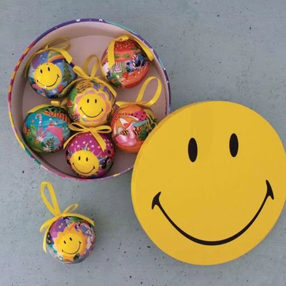 La La Land Christmas Decoration Smiley Single Bauble Assorted - Image 3