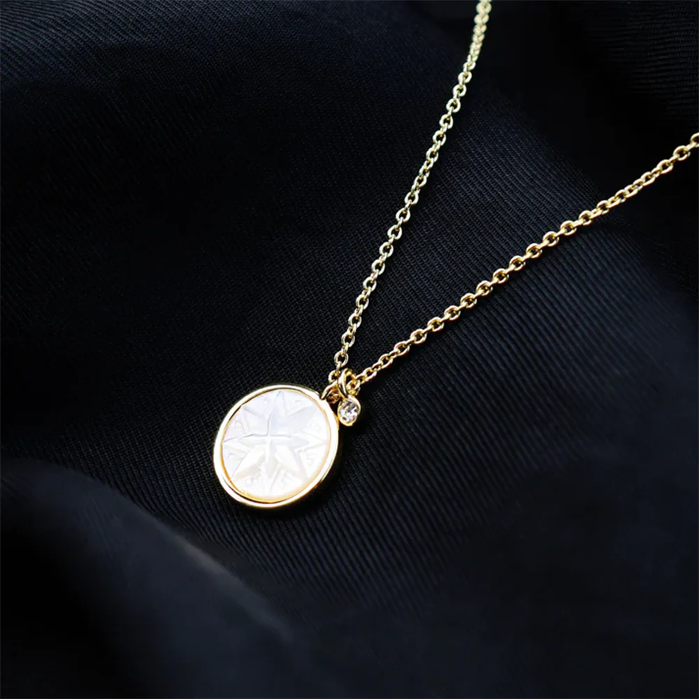 Little Taonga Necklace Matariki Whetū Gold - Image 2