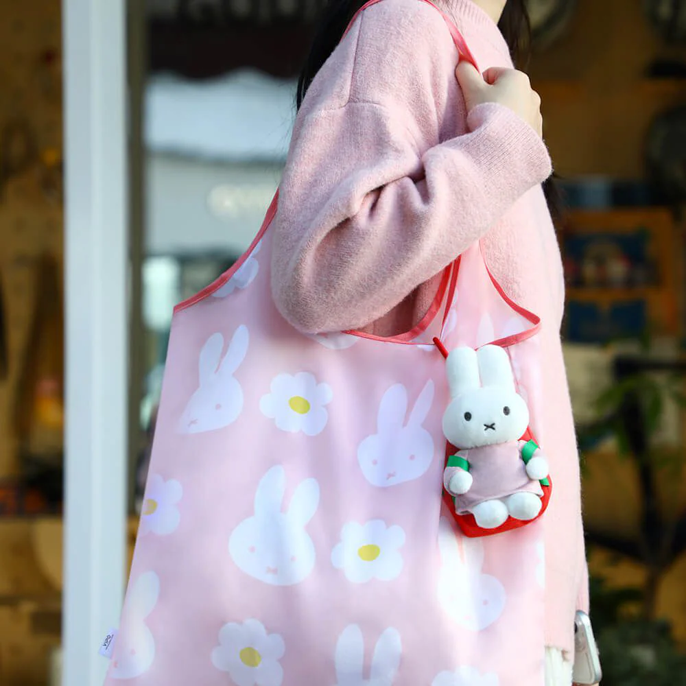 Miffy Plush & Backpack Keyring Charm and Tote Bag Set - Image 6