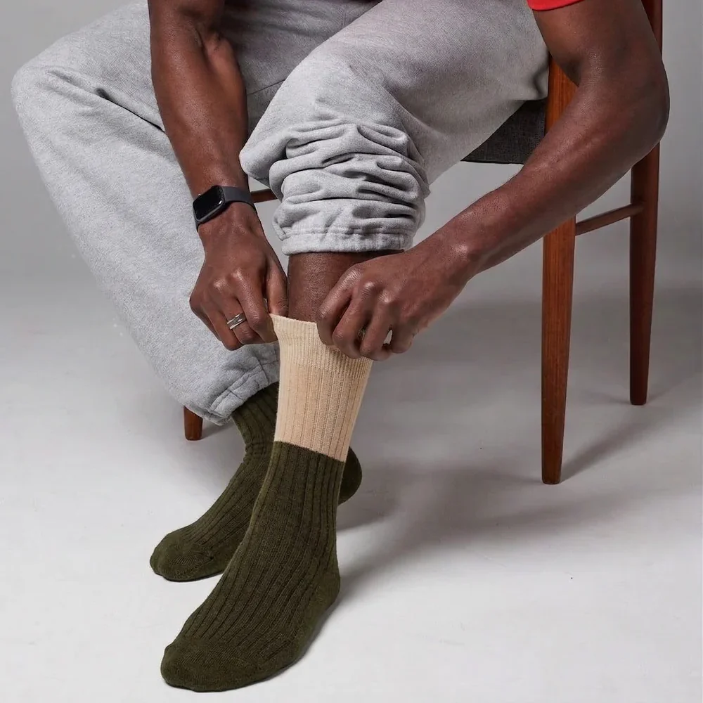 Nooan Possum Merino Wool Socks Dunedin Beige Military Olive - Image 2