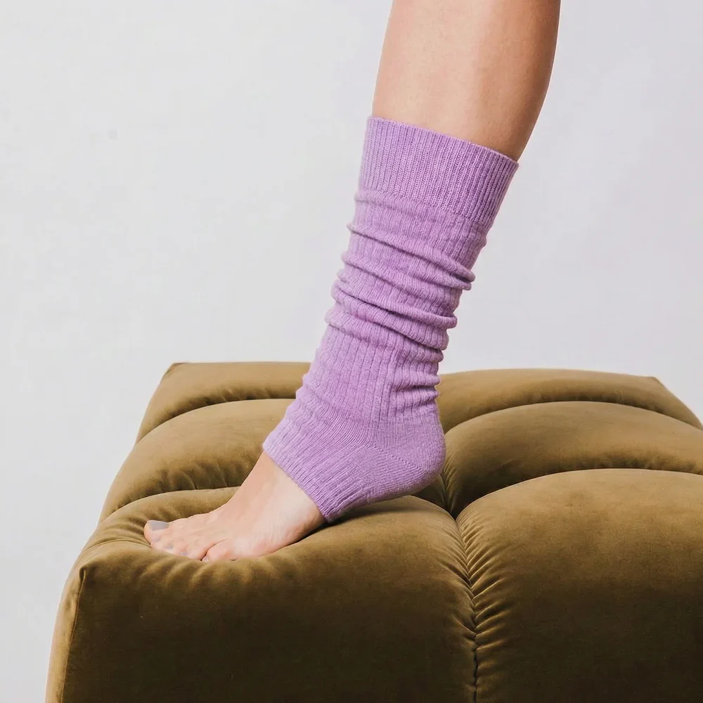 Nooan Possum Merino Wool Leg Warmers Lilac Breeze - Image 2