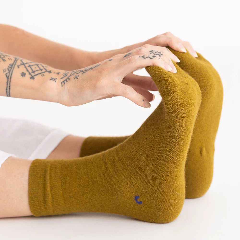 Nooan Possum Merino Wool Socks Hamilton Ecru Olive - Image 3