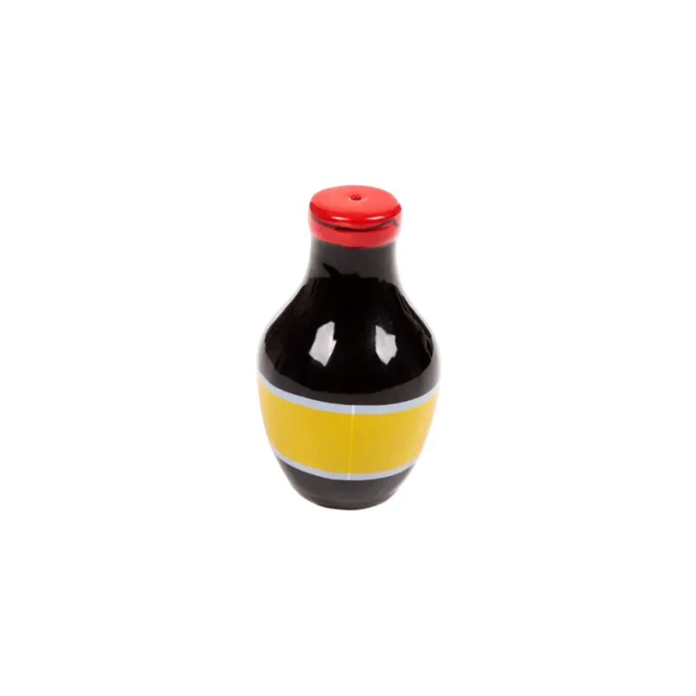 Noodle & Soy Sauce Ceramic Salt & Pepper Set - Image 3