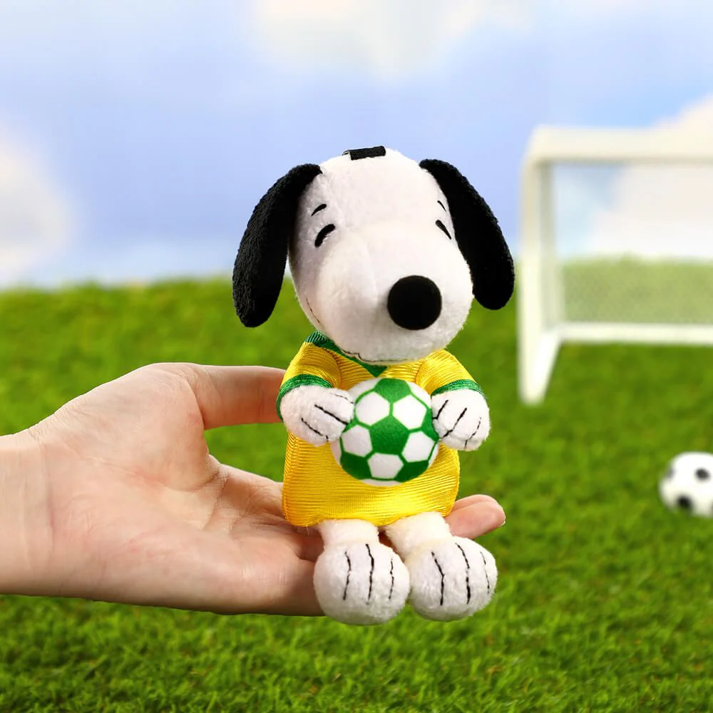 Peanuts Soccer Series Plush Keyring Blind Box - Image 6