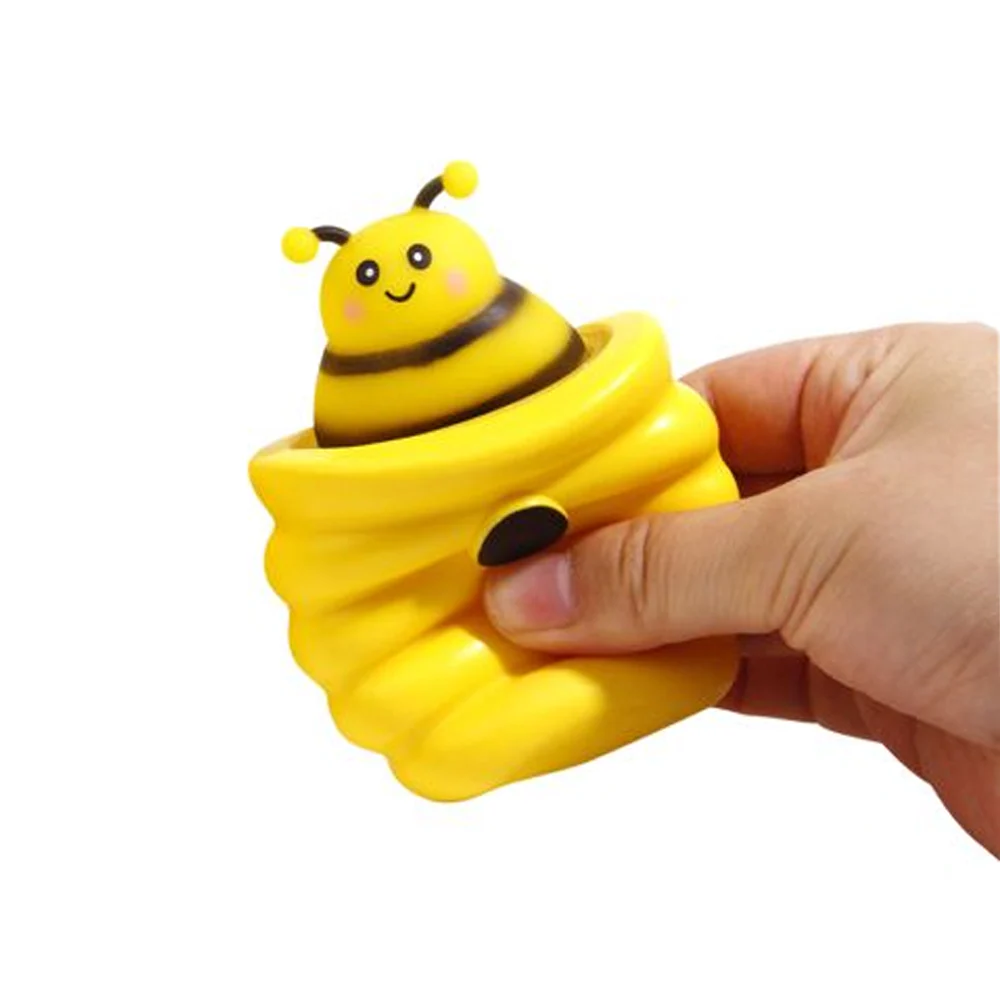 Pop-Out Squeeze  Bee in Hive - Image 2