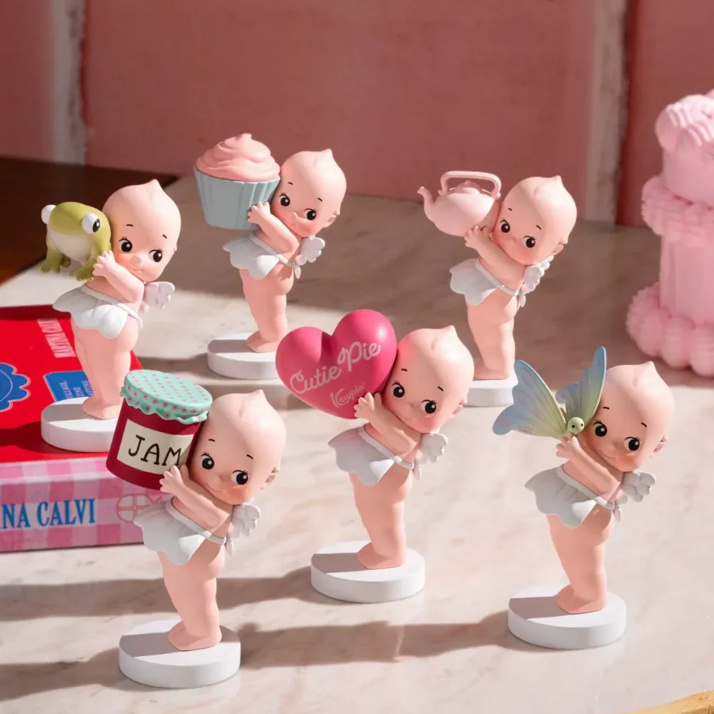 Smoko Kewpie®️Holding Things Blind Box - Image 2