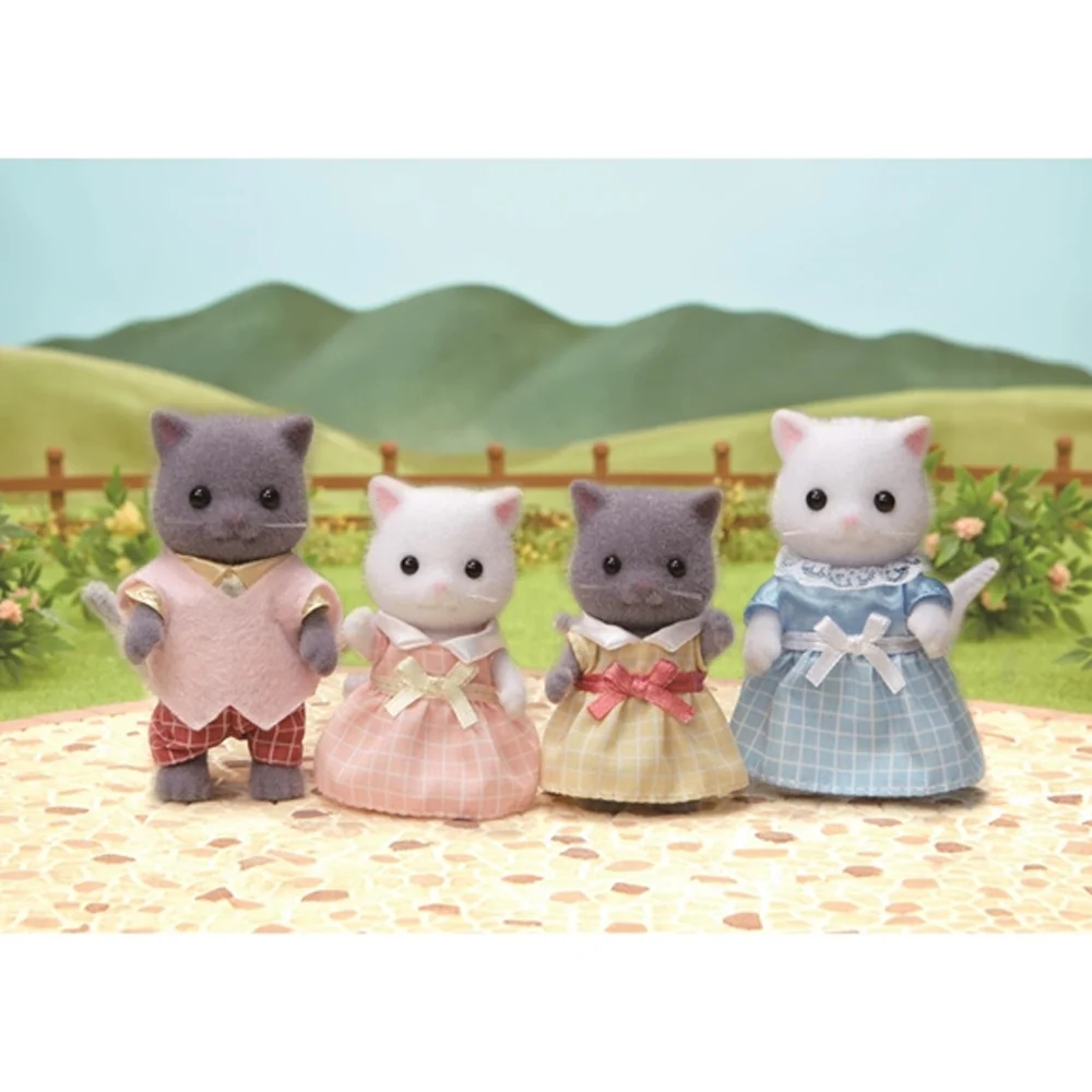 Sylvanian Families Persian Cat Family - Image 3